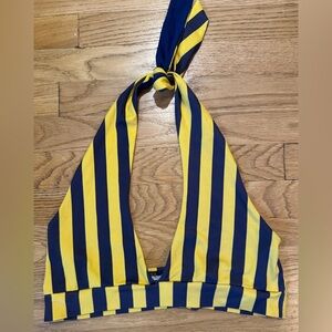 Zoozatz U. Michigan Wolverine Stretchy Halter Top. Size M. Excellent Condition.